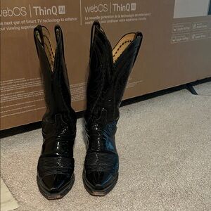 Lucchese 1883 black leather cowboy boots